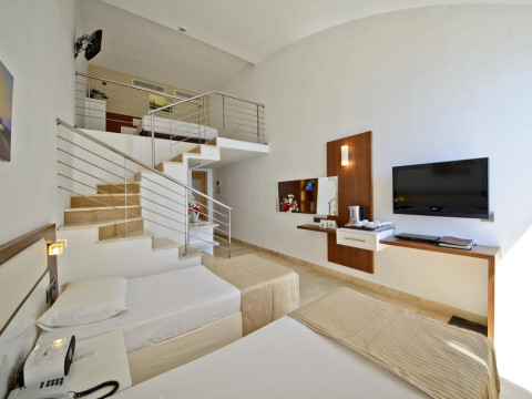 YALIHAN UNA HOTEL