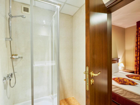 YANTRA GRAND HOTEL