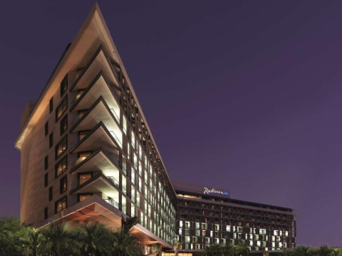 RADISSON BLU HOTEL, ABU DHABI YAS ISLAND