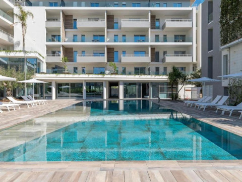 Youmami Lifestyle Suite Hotel