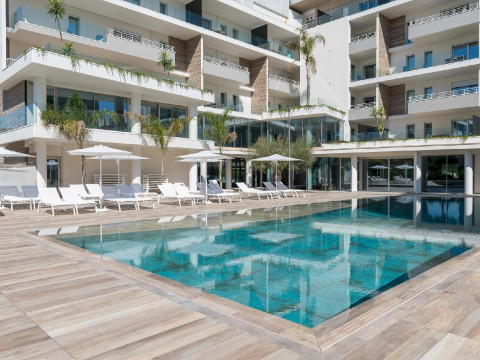 Youmami Lifestyle Suite Hotel