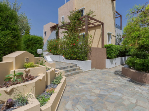 YOUR MEMORIES HOTEL & APARTMENTS
