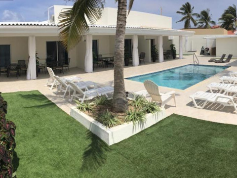 Yoyita Suites Aruba