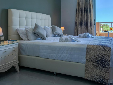 ZANTE PANTHEON HOTEL