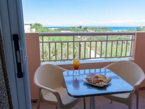 ZANTE PANTHEON HOTEL