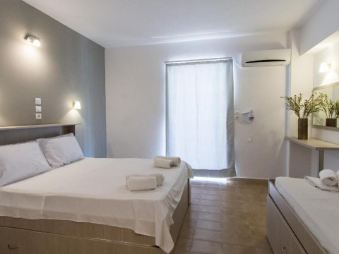 Zante Plaza Hotel & Apartments