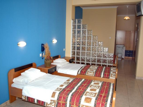 Zefyros Hotel