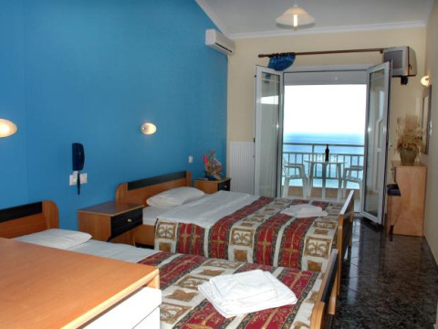 Zefyros Hotel