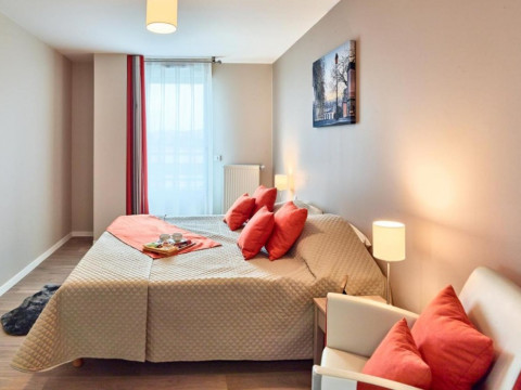 ZENAO MONTREUIL