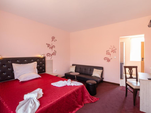 ZEUS HOTEL POMORIE