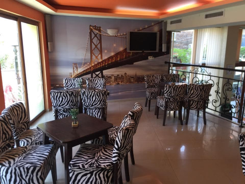 ZEUS HOTEL POMORIE