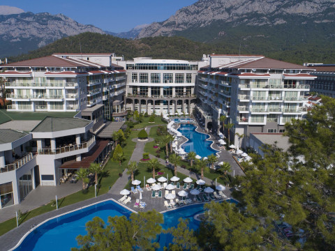 Akra Kemer 