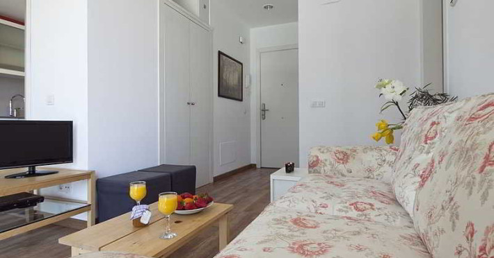 Inside-BCN Apartments Sants