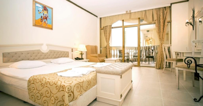 Xanadu Island Hotel