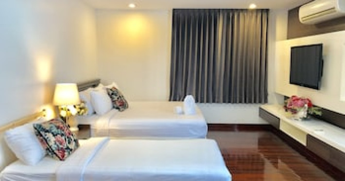14-place-sukhumvit-suites-d75a38e00ec44897.jpeg