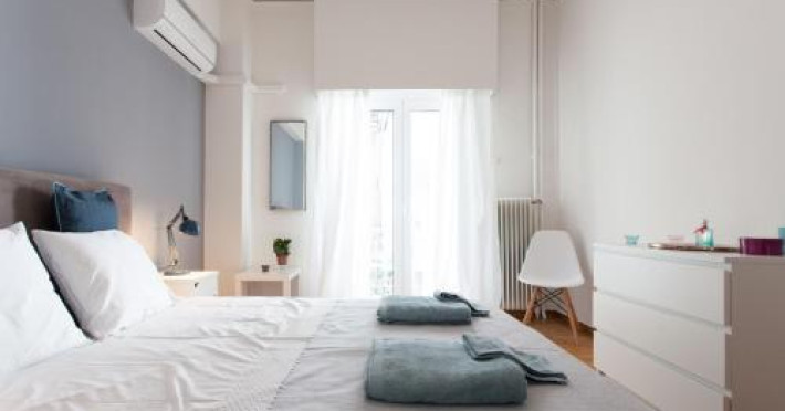2-bdrm-apt-for-up-to-6-guests-next-to-acropolis-museum-84eee59eedcd1cc2.jpeg