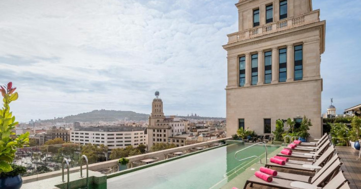 45-times-barcelona-hotel-30eba638cb896c31.jpeg