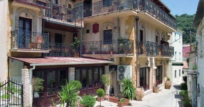 acropol-hotel-parga-aa640eac73ef33cd.jpeg