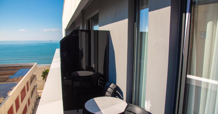adria-palace-durres-7027beb12efec57a.jpeg