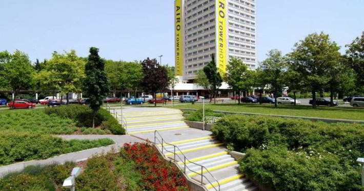 airo-tower-hotel-b46d316783e27c79.jpeg