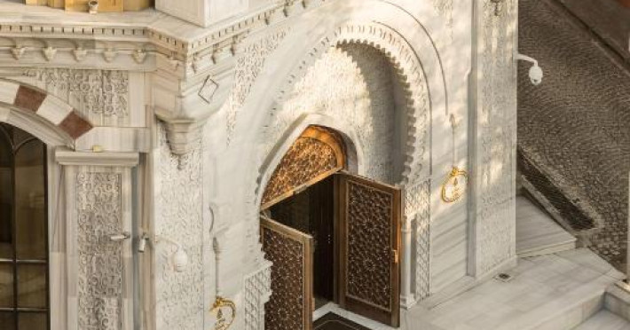 ajwa-sultanahmet-b7fb981e6281377c.jpeg