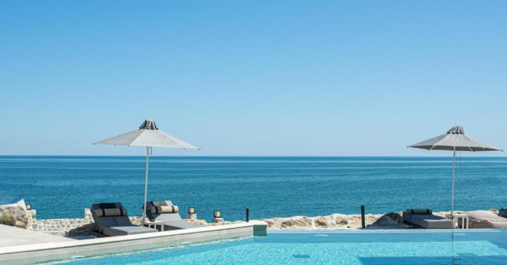 akrotiri-olympus-luxury-suites-adults-only-0de802aee0dcf9a5.jpeg