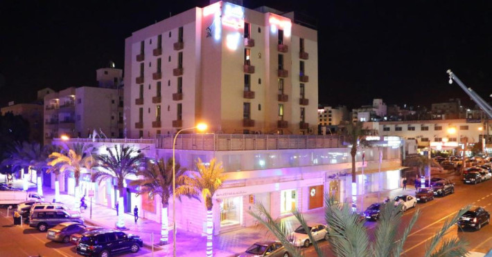 al-raad-hotel-aqaba-2622d5d71c33f60e.jpeg