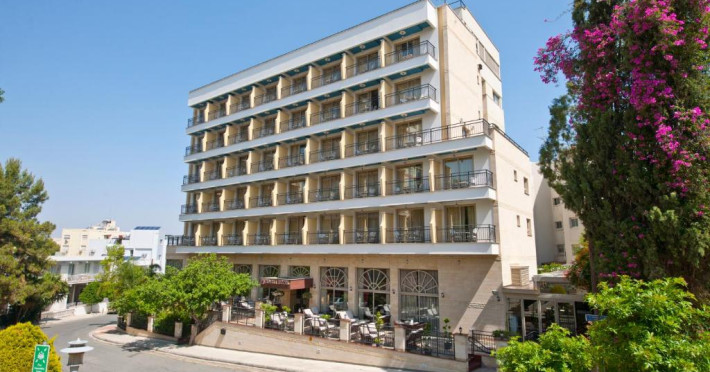 alba-hotel-c9cc9d56ab0f9338.jpeg