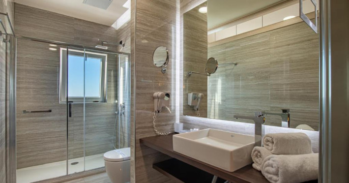 Alexandra Beach Resort & Spa