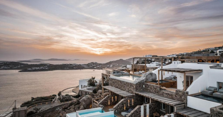 alissachni-mykonos-10bd66c4d2c31cc6.jpeg