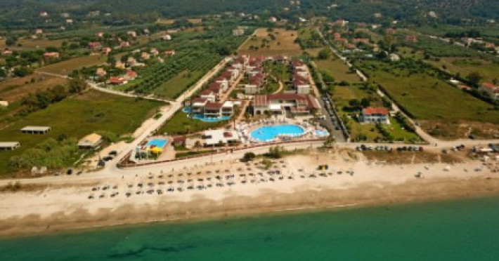 almyros-beach-resort-spa-a9e45efdd5e4237f.jpeg