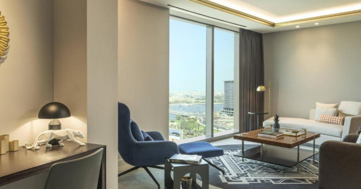 aloft-dubai-creek-9ebed066a459caa0.jpeg