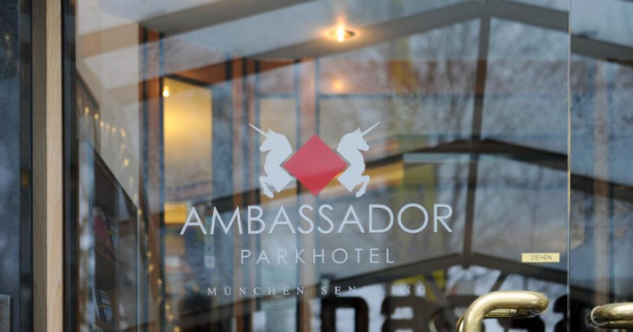 ambassador-parkhotel-c403d634a9ef5887.jpeg