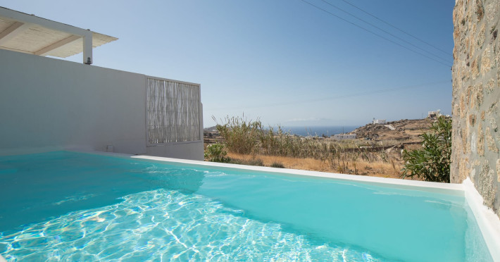 ammonite-mykonos-private-suites-57d56a59cc6d1641.jpeg