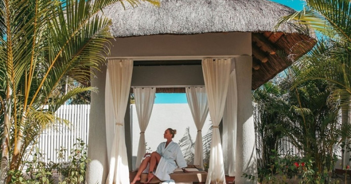 anantara-iko-mauritius-resort-villas-5841a675d05746c2.jpeg