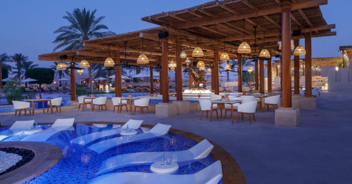 anantara-qasr-al-sarab-desert-resort-b37d5810653af077.jpeg