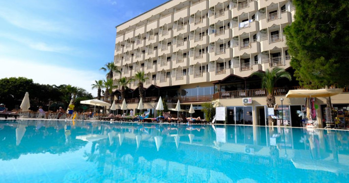 anitas-beach-hotel-810b1822dcd79ef4.jpeg