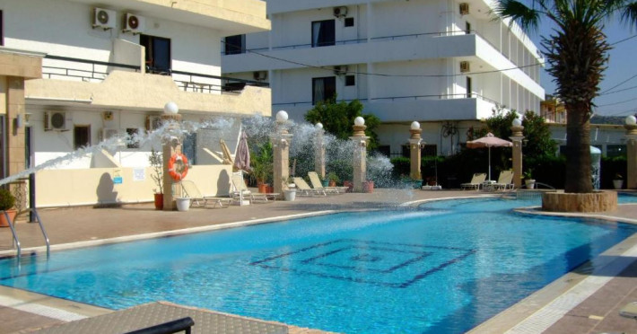 antonios-hotel-c9896f9b80ce69b6.jpeg