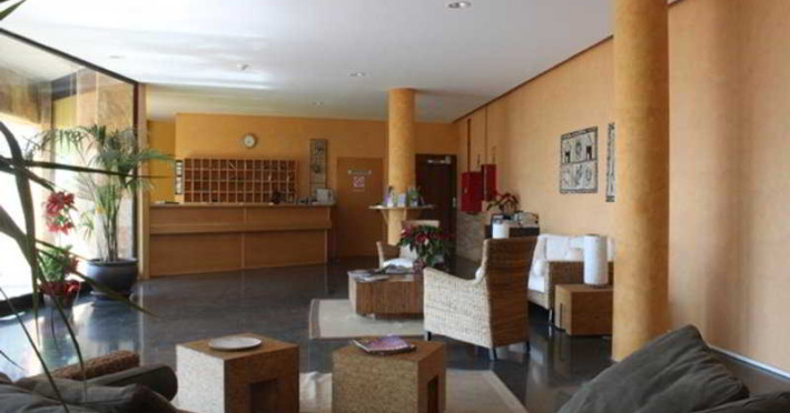 apartamentos-amadores-beach-4aa445caa87e4276.jpeg