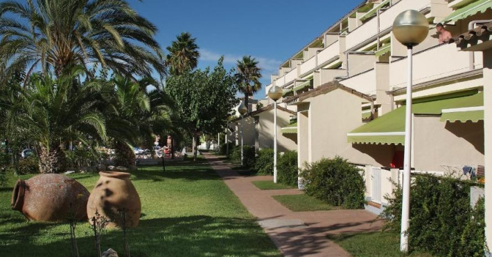 apartamentos-estival-park-cfeb5c80ddfaa3e4.jpeg
