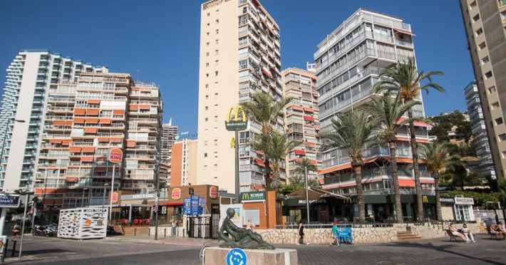 apartamentos-las-carabelas-e469088c9e15711d.jpeg