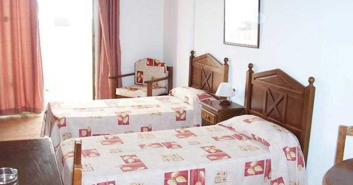 apartamentos-parque-cattleya-1654df3a124755b8.jpeg