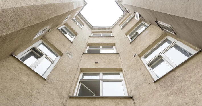 apartment-house-in-vienna-2f7b73e4cc27964d.webp
