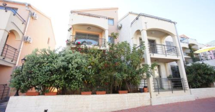 apartments-beii-sunset-6da4364cf4ec6abb.jpeg