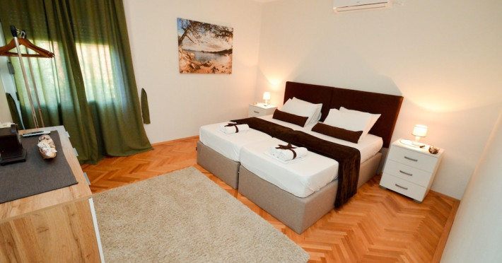 apartments-tea-kotor-e7a9d5aa11b82f74.jpeg