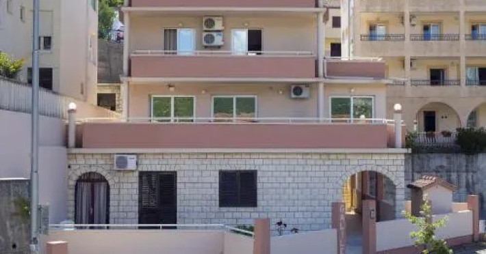 apartments-vila-galileo-8c6a3955074d74c9.jpeg