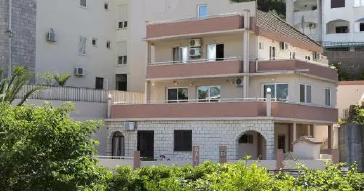 apartments-vila-galileo-efa4f079659656d5.jpeg