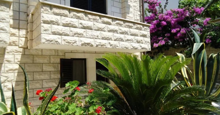 apartments-villa-mirjana-51ff9dd01d82fad7.jpeg