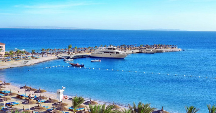 aqua-blu-resort-hurghada-943f706dd553945d.jpeg