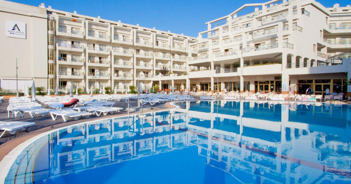 Aqua Hotel Aquamarina & Spa